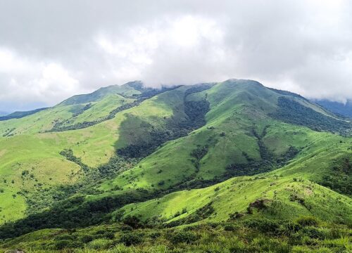 Manja Motte & Makaat Motte Peak Trek
