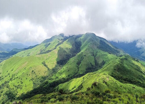 Manja Motte & Makaat Motte Peak Trek