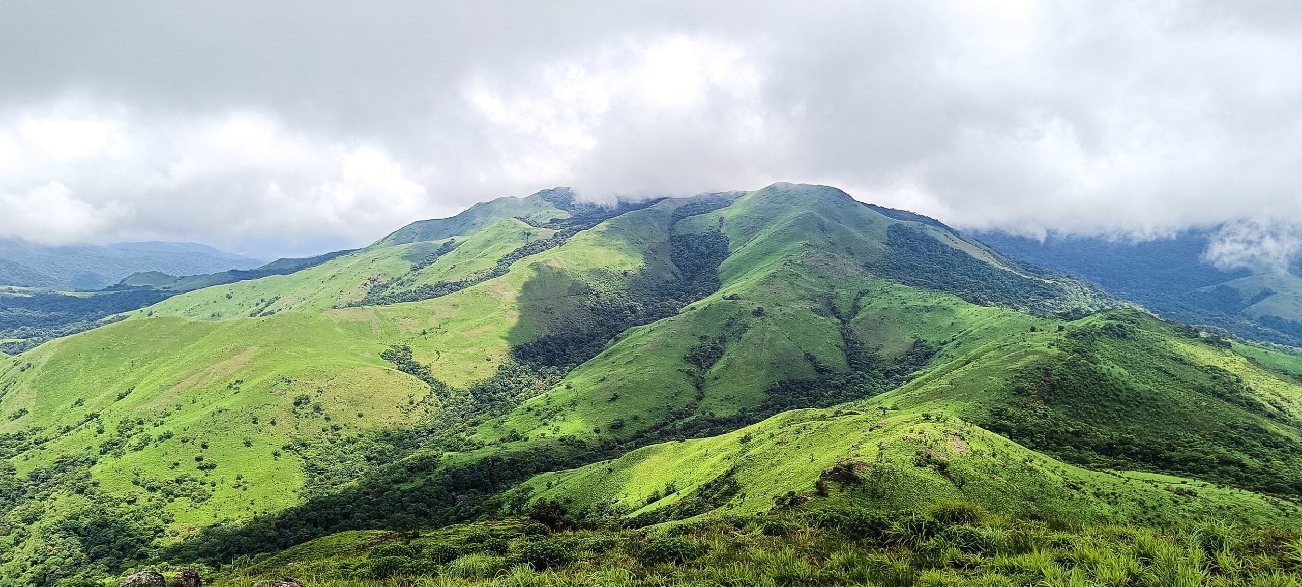 Manja Motte & Makaat Motte Peak Trek